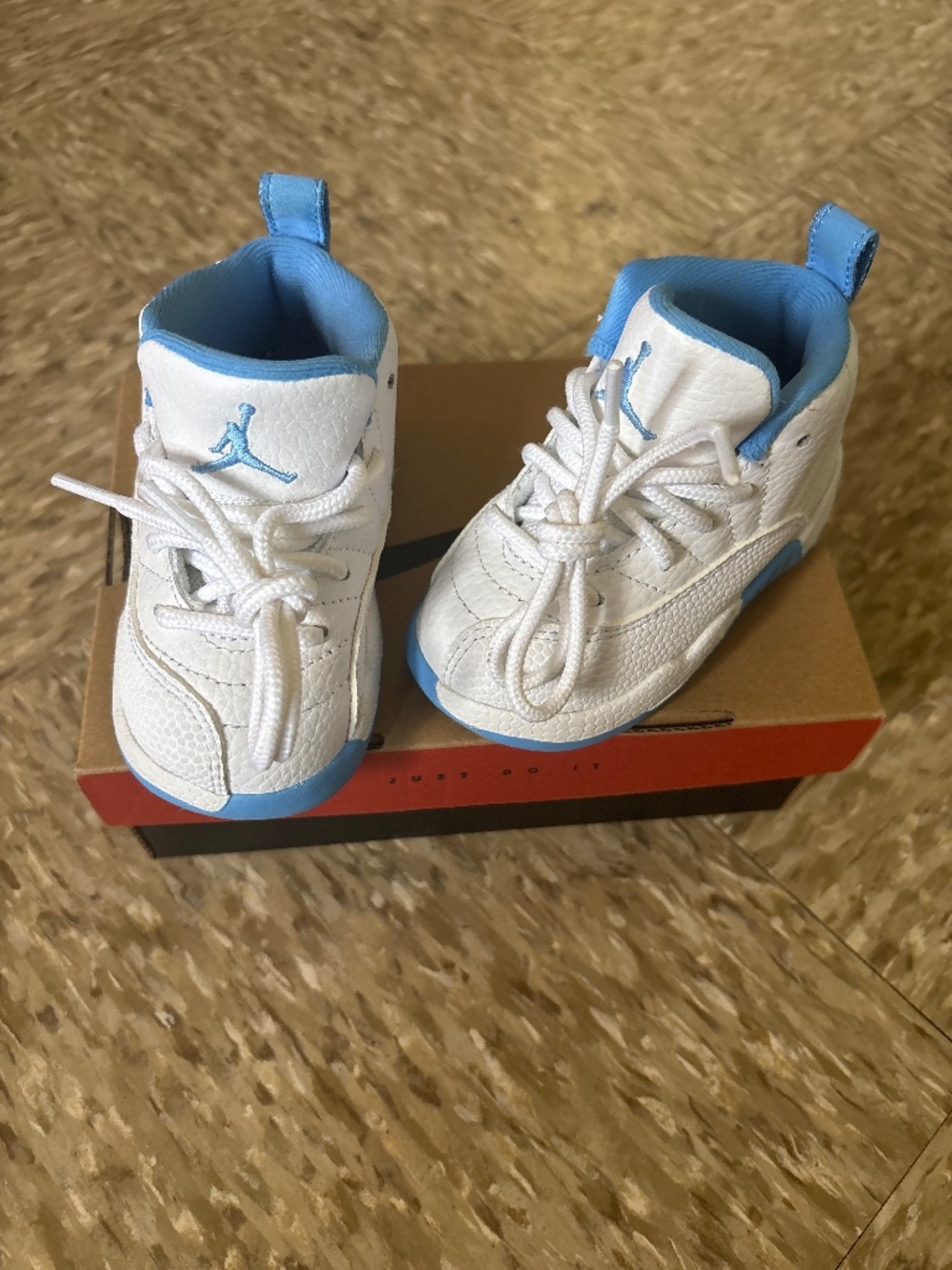 Jordan 12 Retro